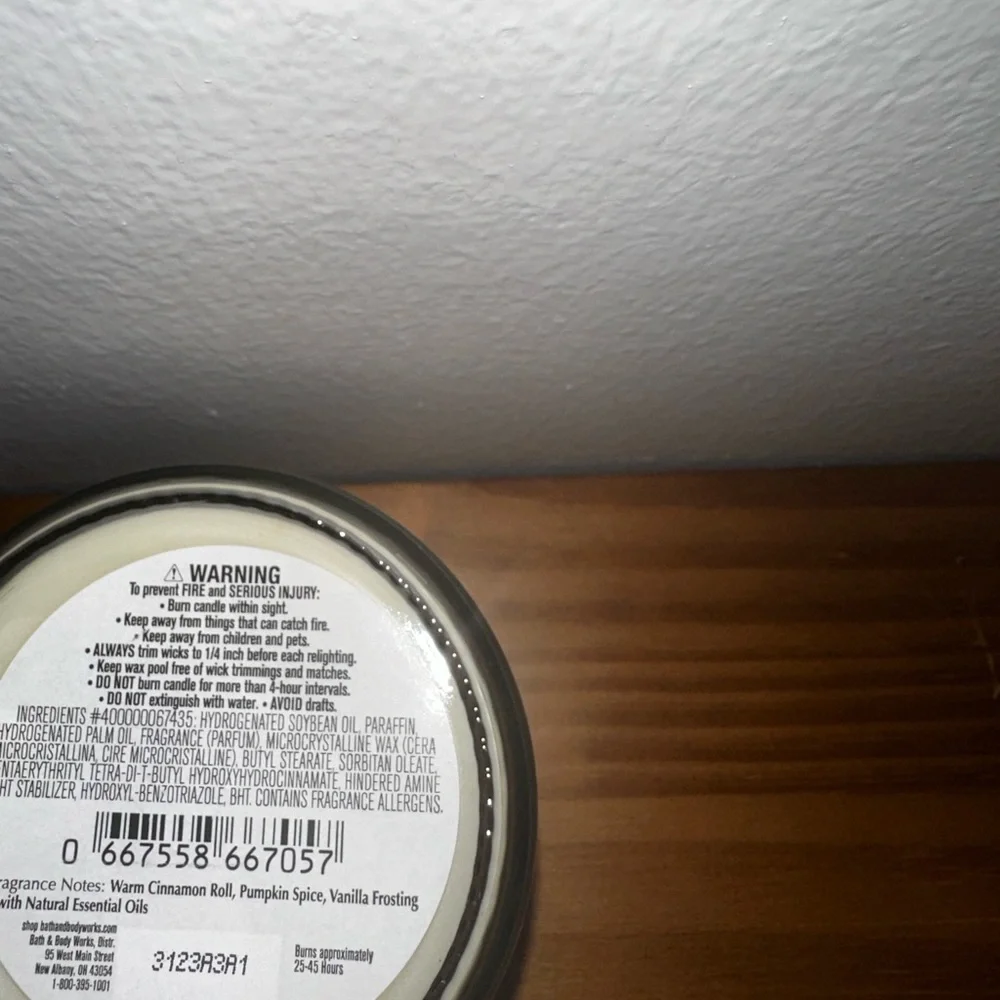 Bath & Body Works Pumpkin Cinnamon Bun 7oz 1 Wick Candle One Size